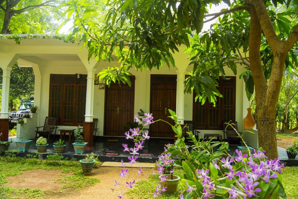 Sigiriya Flower Guest Exterior foto